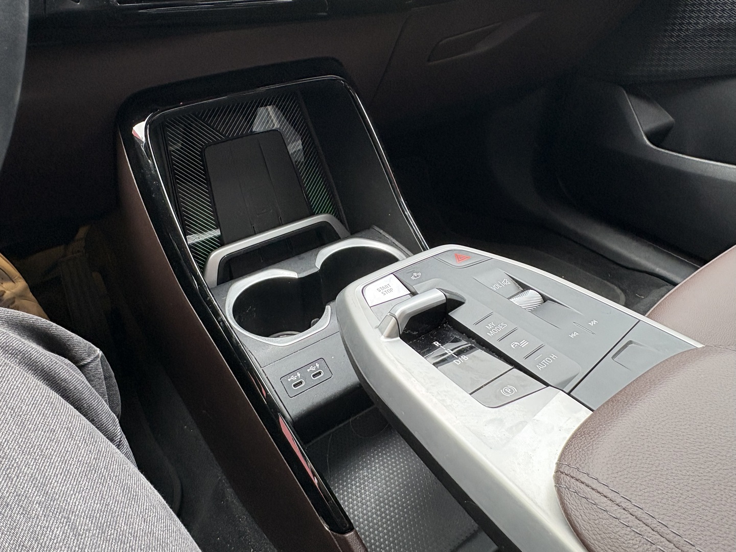 BMW - iX1 - U11 30 xDrive Fully Charged - Maastoauto