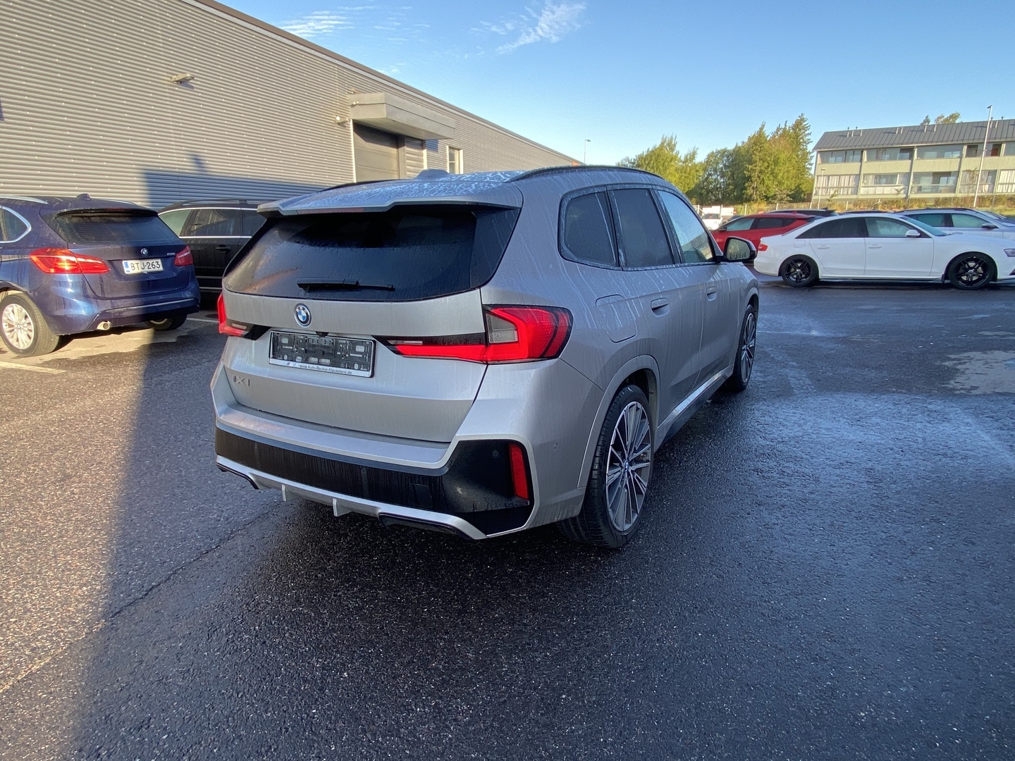 BMW - iX1 - U11 30 xDrive Fully Charged M Sport - Maastoauto