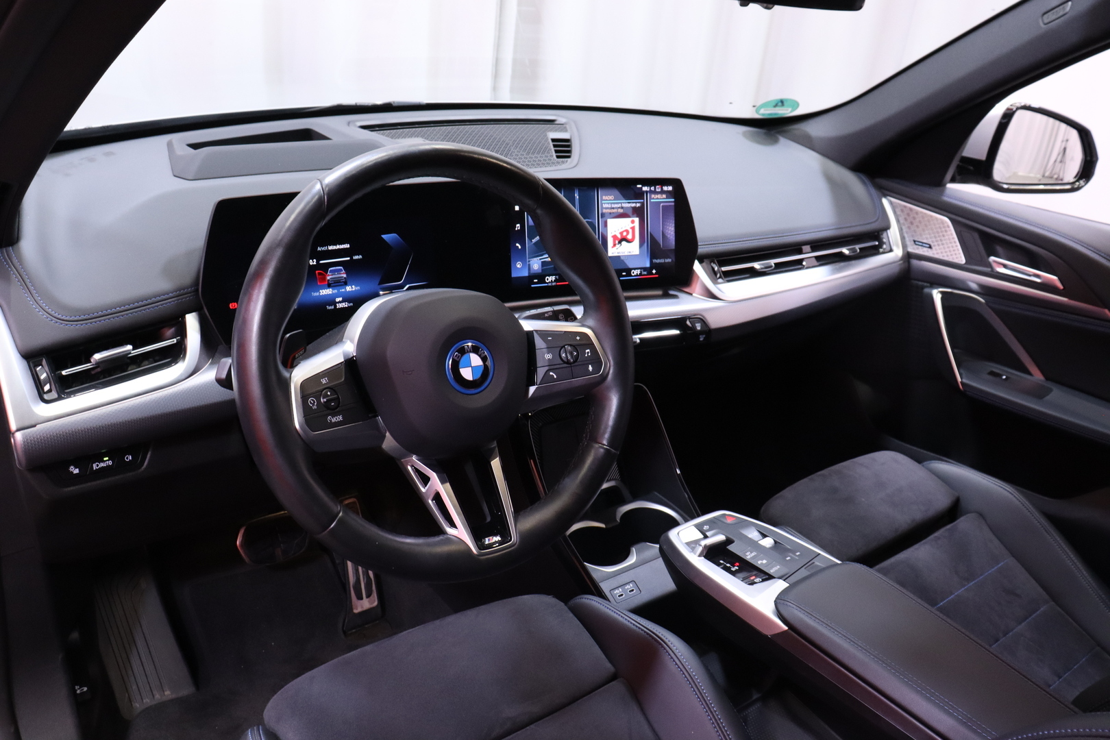 BMW - iX1 - U11 30 xDrive Fully Charged M Sport - Maastoauto