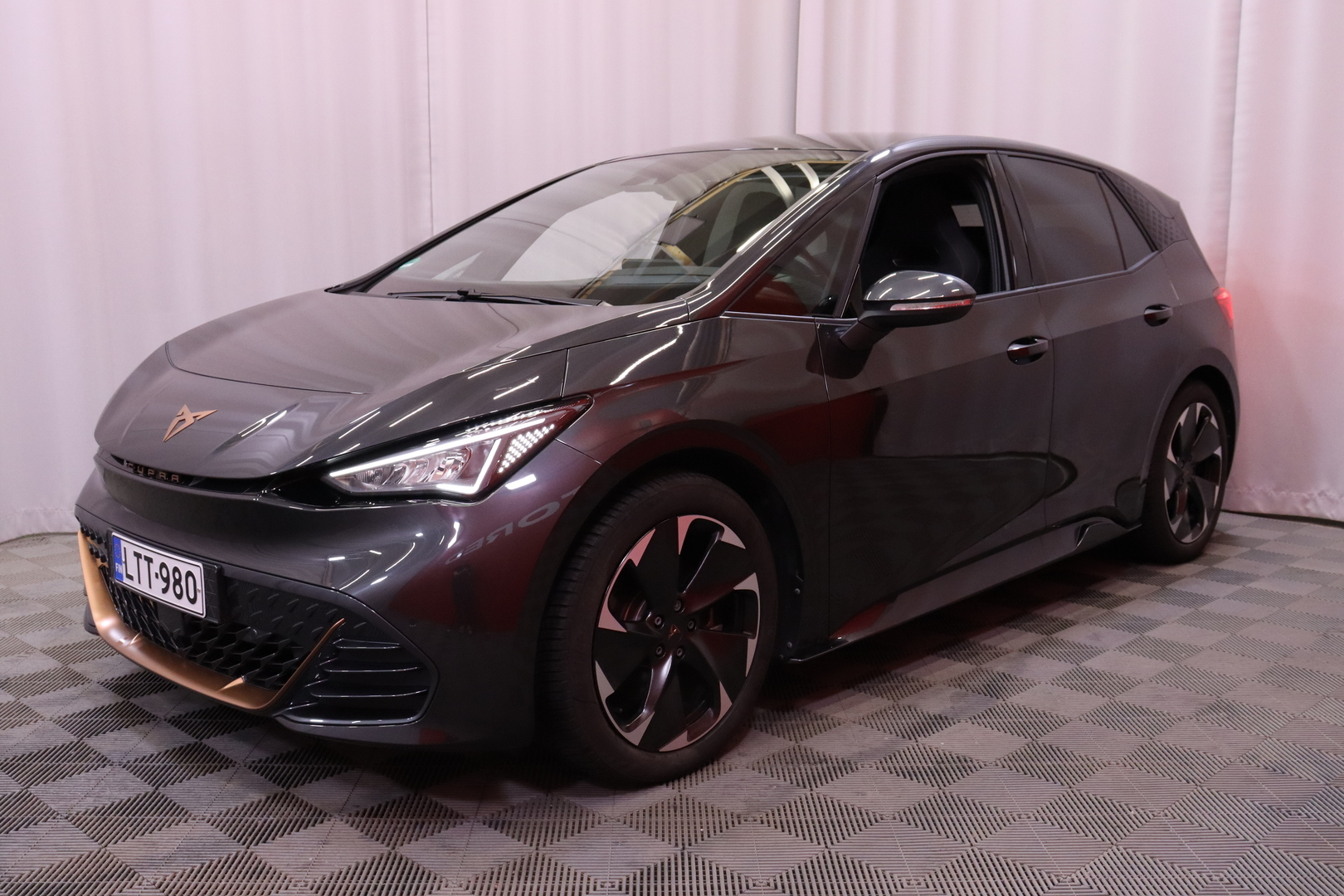 CUPRA - Born - 150 kW 58 kWh - Viistoperä