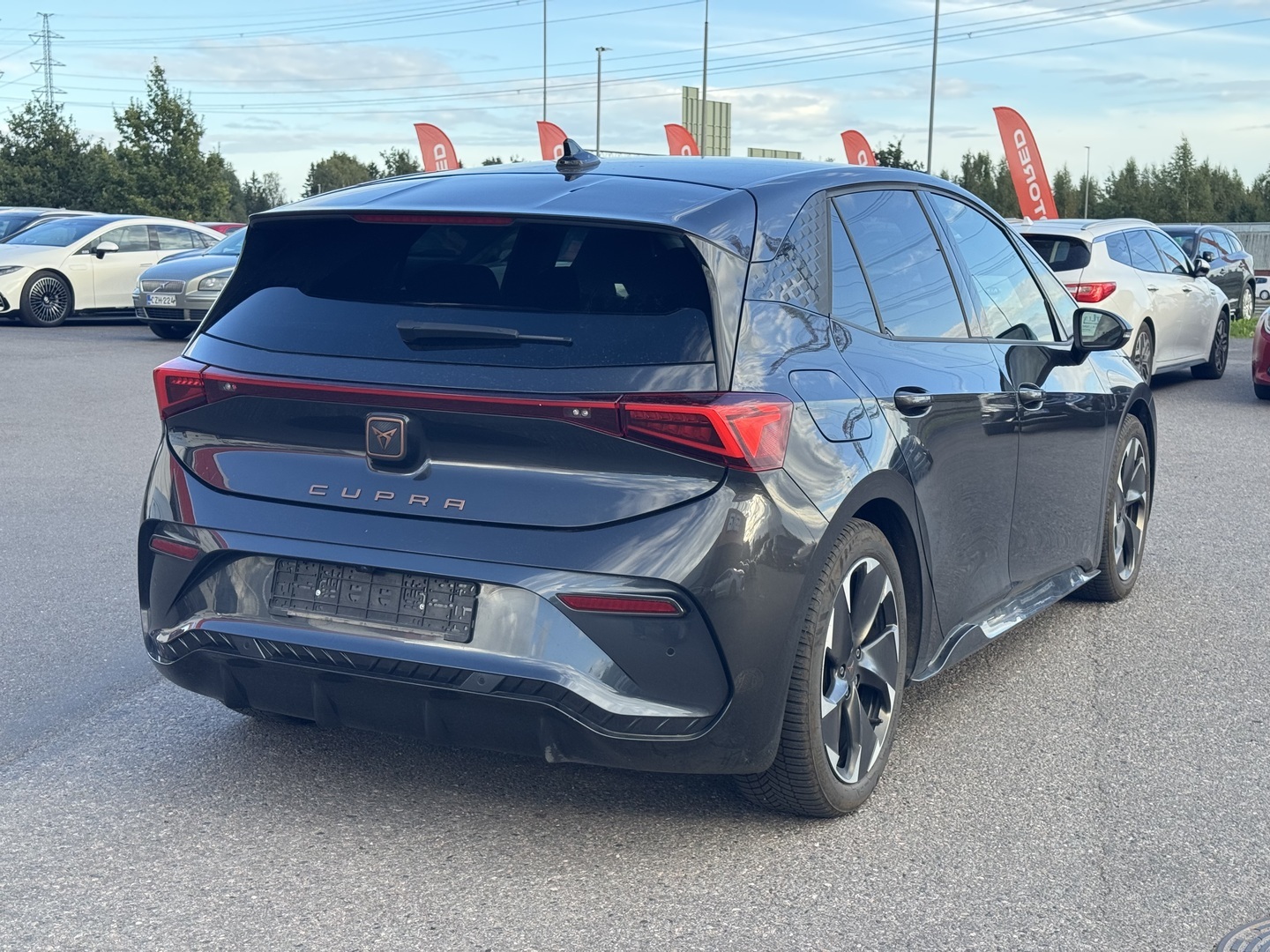 CUPRA - Born - 150 kW 58 kWh - Viistoperä