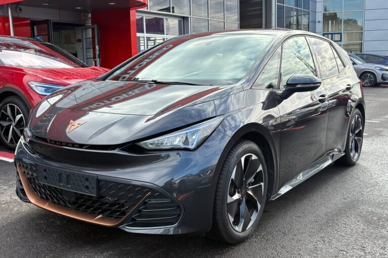 CUPRA - Born - e-Boost 170 kW 58 kWh - Viistoperä