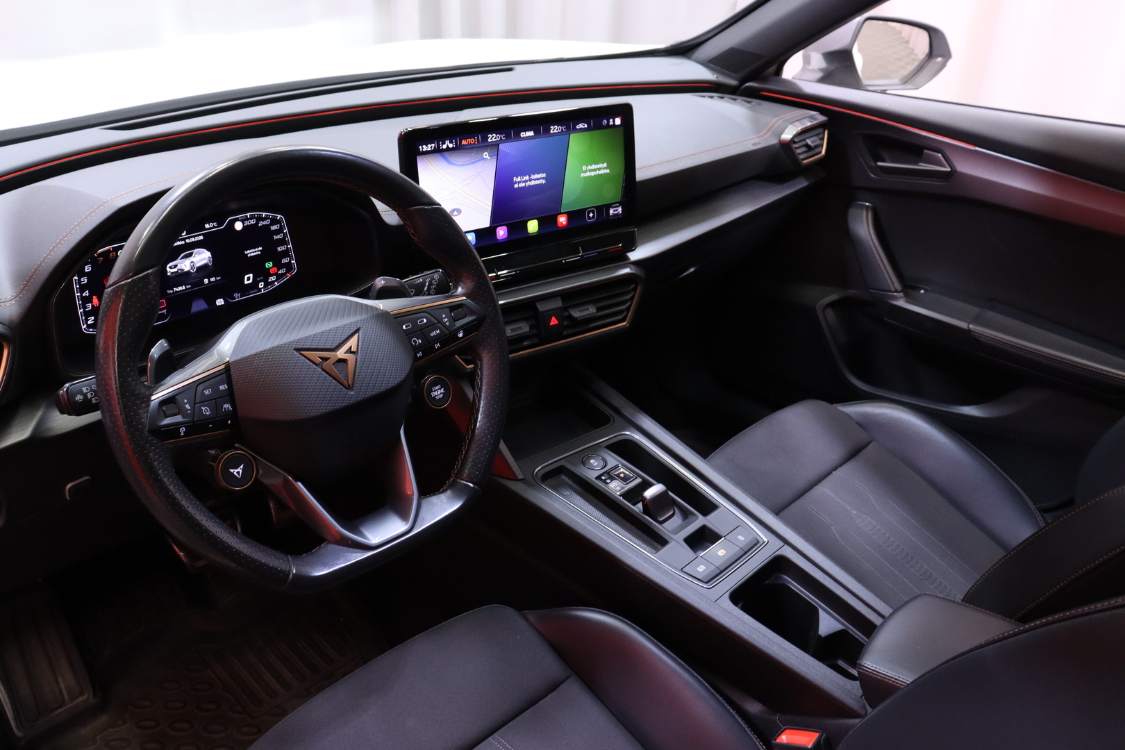 Cupra - Formentor - VZ 2,0 TSI 228 kW 4Drive DSG - Maastoauto
