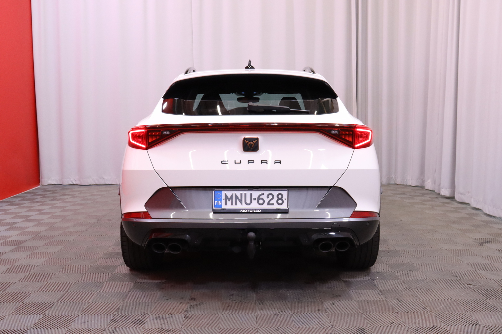 Cupra - Formentor - VZ 2,0 TSI 228 kW 4Drive DSG - Maastoauto