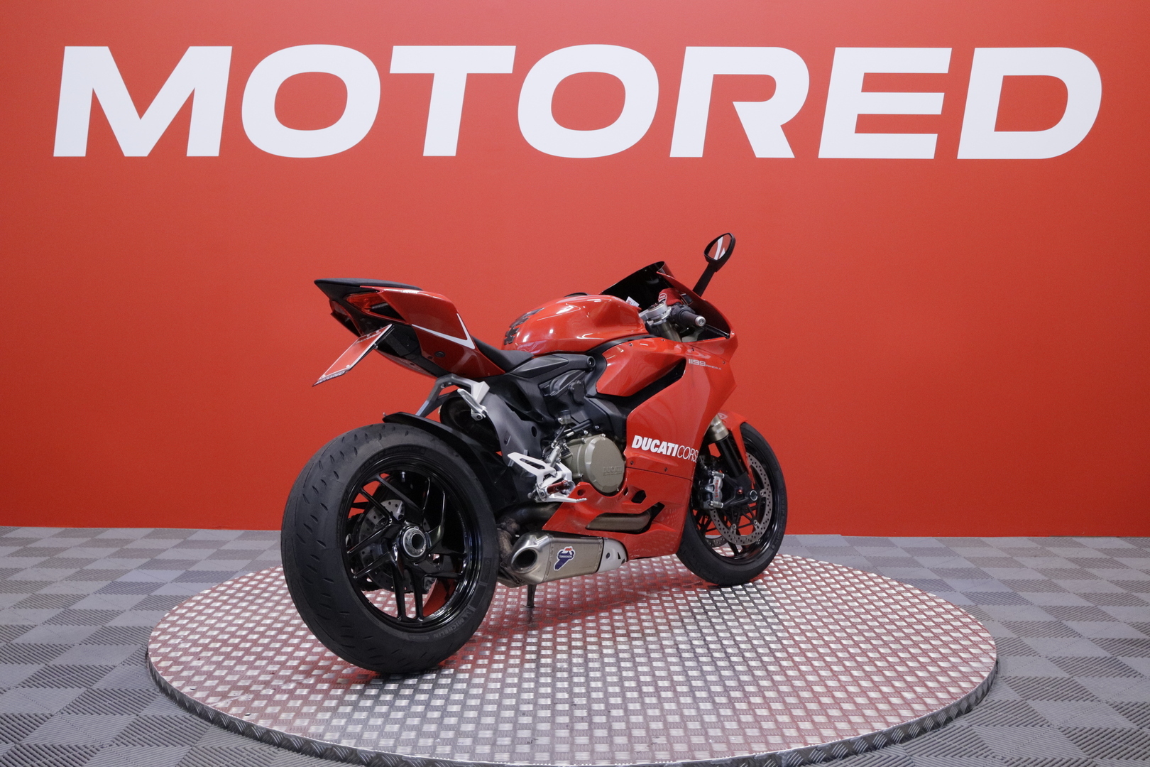 Ducati - 1199 - Panigale // Shifter / Desmot tehty / DTC / Termignoni // - Moottoripyörä