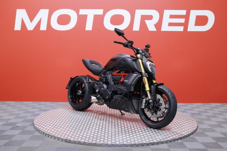 Ducati - DIAVEL - 1260 S // Suomi-pyörä / Huoltokirja / Termignoni / Desmot tehty // - Moottoripyörä