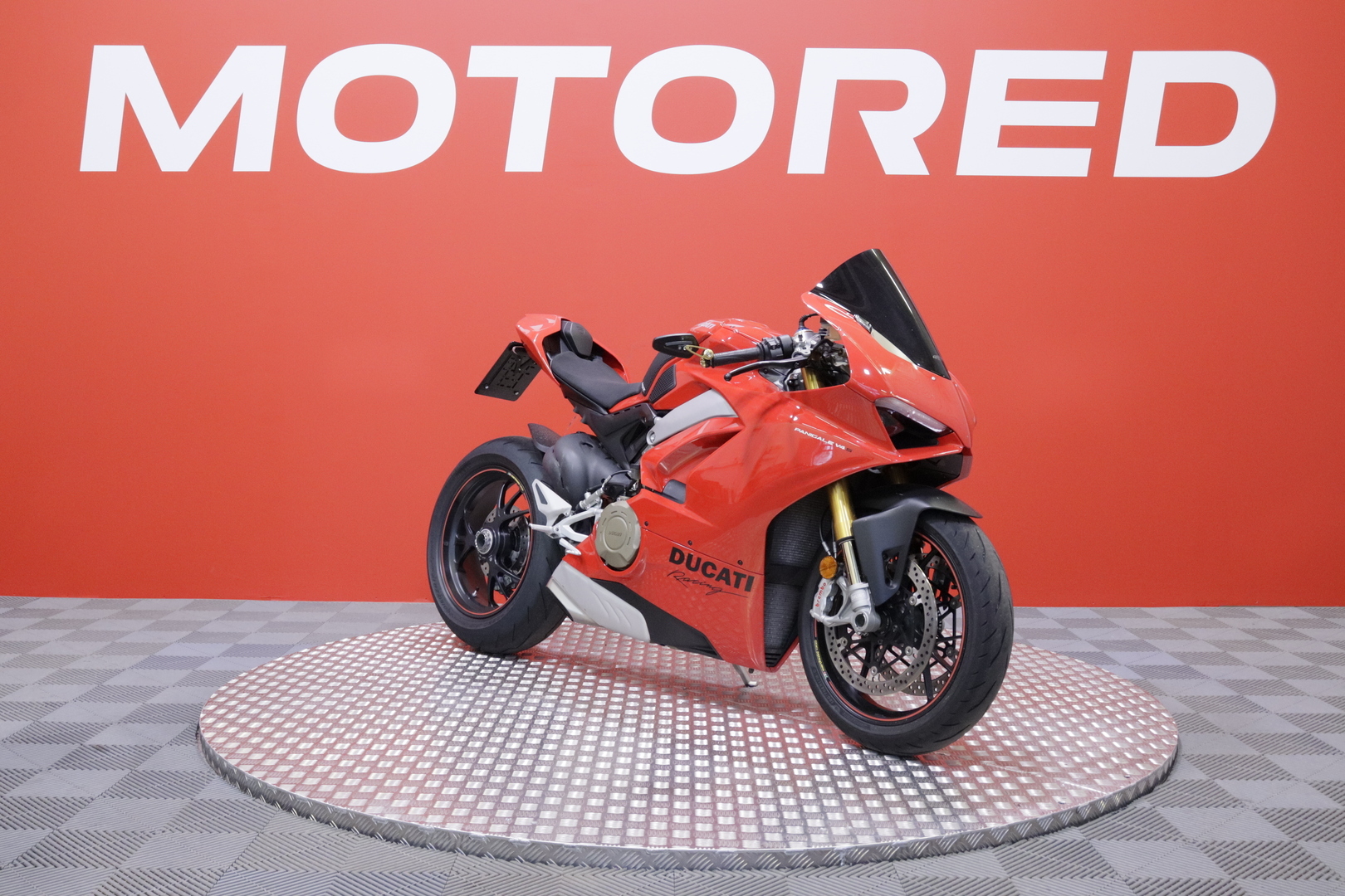 Ducati - PANIGALE V4 - V4S // Huoltokirja / DQS / Öhlins / Ajomodet / Mukautettavat säädöt YMS! // - Moottoripyörä