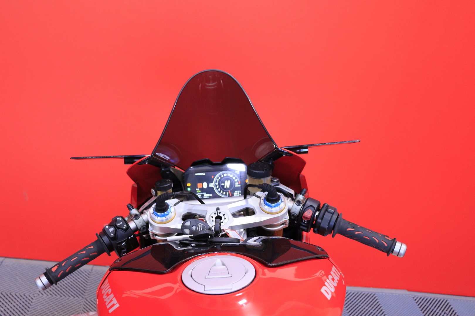 Ducati - PANIGALE V4 - S / Merkkihuollettu! / Shifter / DWC / Öhlins / Rizoma // - Moottoripyörä