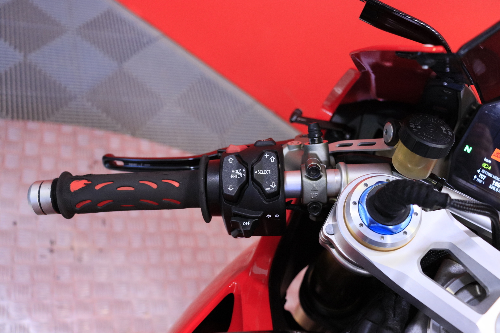 Ducati - PANIGALE V4 - S / Merkkihuollettu! / Shifter / DWC / Öhlins / Rizoma // - Moottoripyörä