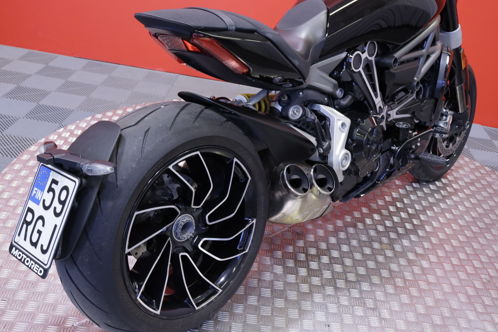 Ducati - XDIAVEL - S // Harvinainen S malli! / Huoltokirja / ABS / Vakkari / Keyless / Bluetooth // - Moottoripyörä
