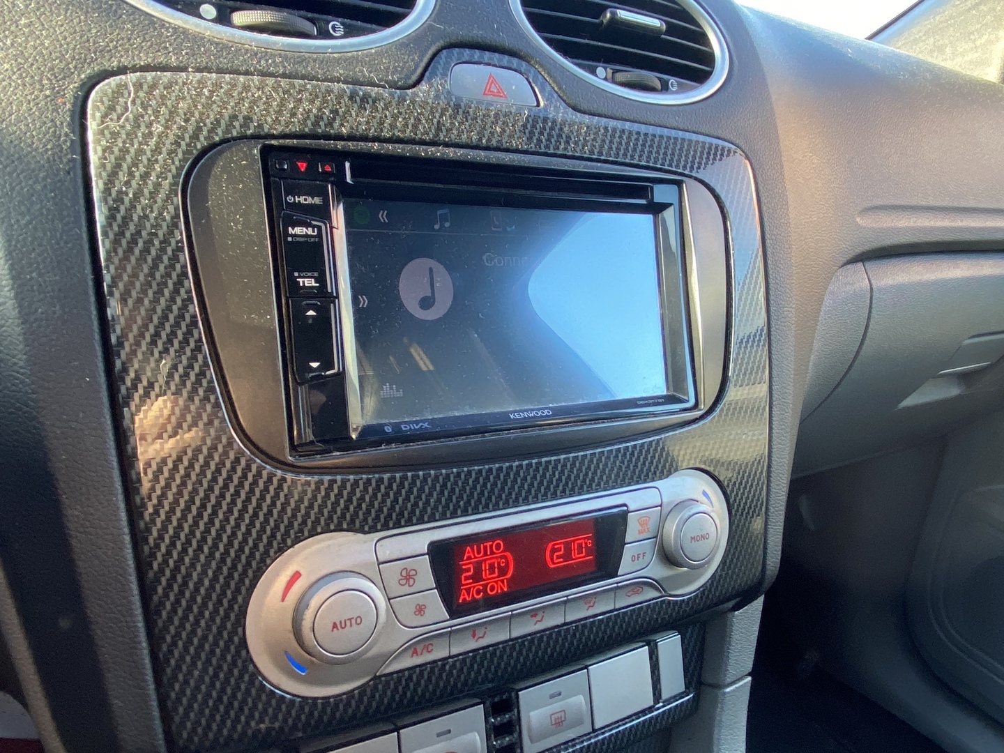 FORD - Focus - 2,5T 305 hv RS M6 3-ovinen - Viistoperä