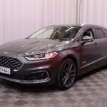 FORD - Mondeo - 2,0 187hv Hybrid eCVT Vignale HEV 4-ovinen - Sedan