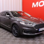 FORD - Mondeo - 2,0 187hv Hybrid eCVT Vignale HEV 4-ovinen - Sedan