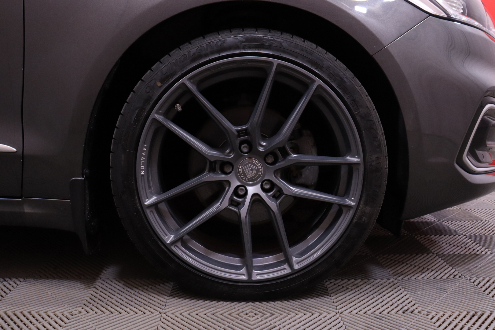 FORD - Mondeo - 2,0 187hv Hybrid eCVT Vignale HEV 4-ovinen - Sedan
