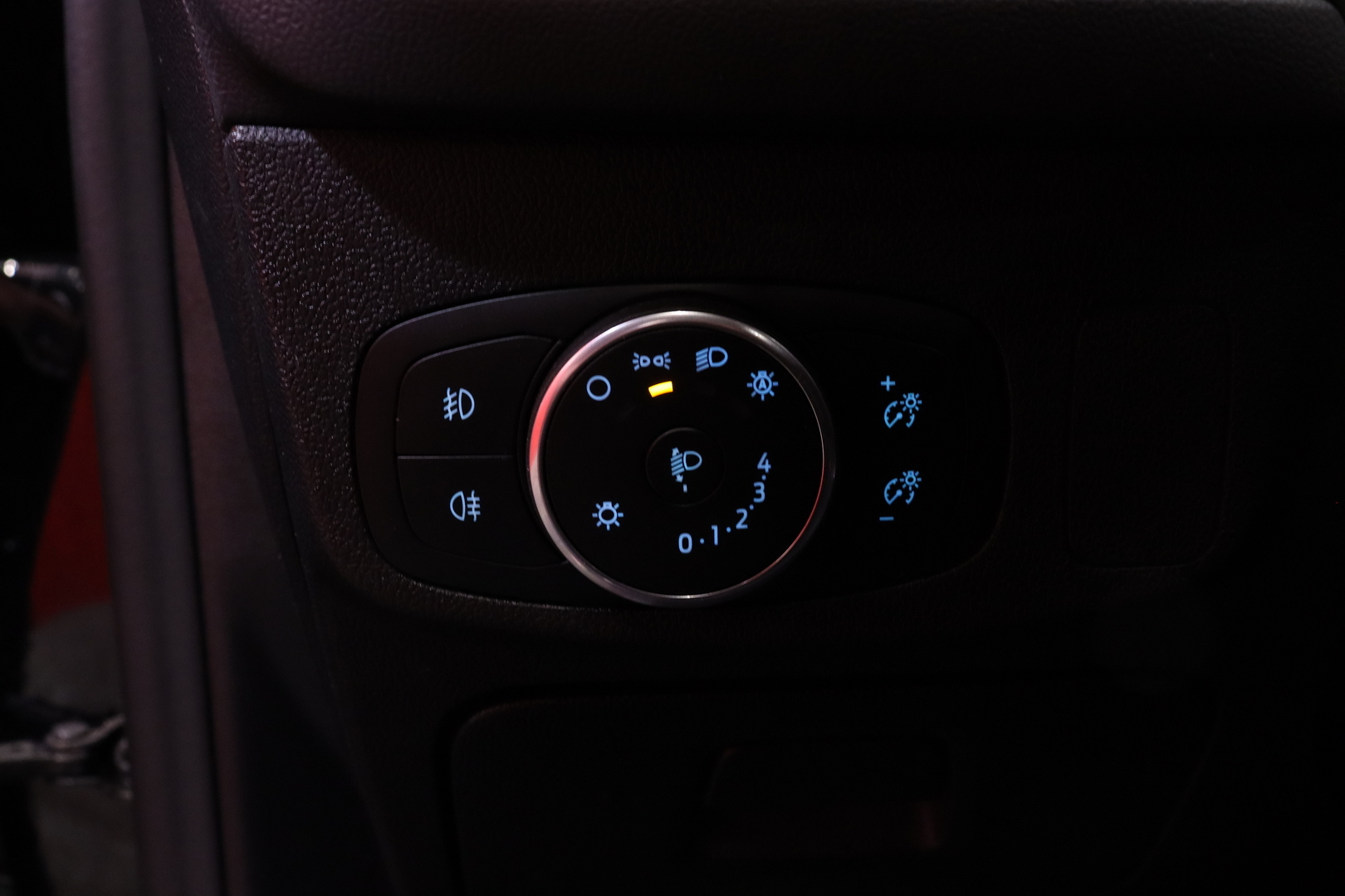 Ford - Focus - 1,5 TDCi 120hv PowerShift Trend Wagon - Farmari