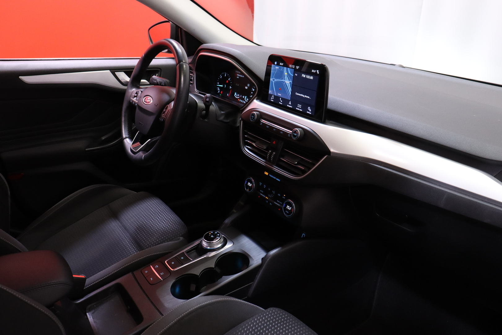 Ford - Focus - 1,5 TDCi 120hv PowerShift Trend Wagon - Farmari