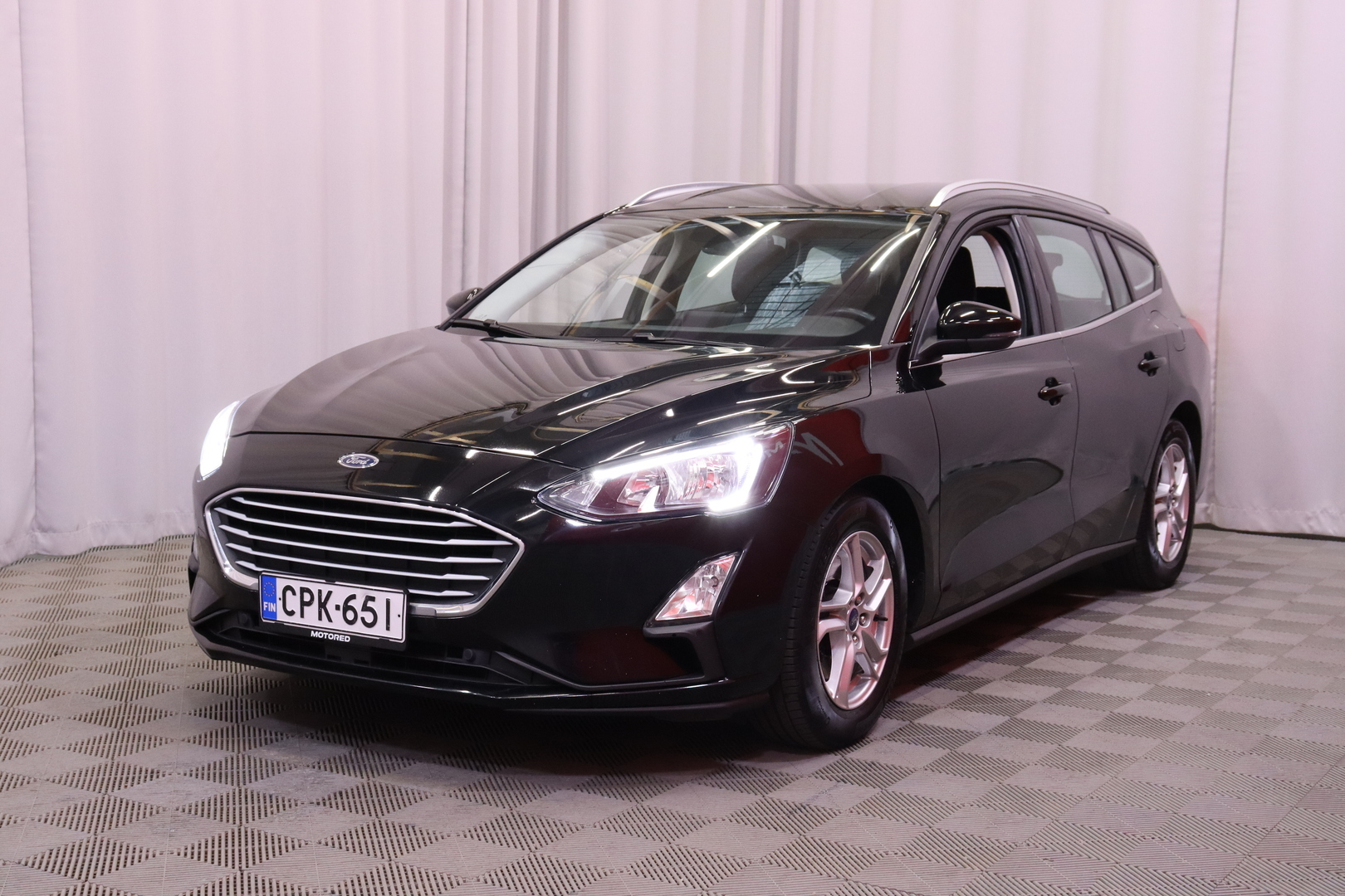 Ford - Focus - 1,5 TDCi 120hv PowerShift Trend Wagon - Farmari