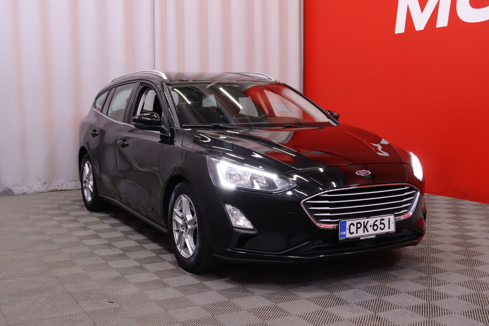 Ford - Focus - 1,5 TDCi 120hv PowerShift Trend Wagon - Farmari