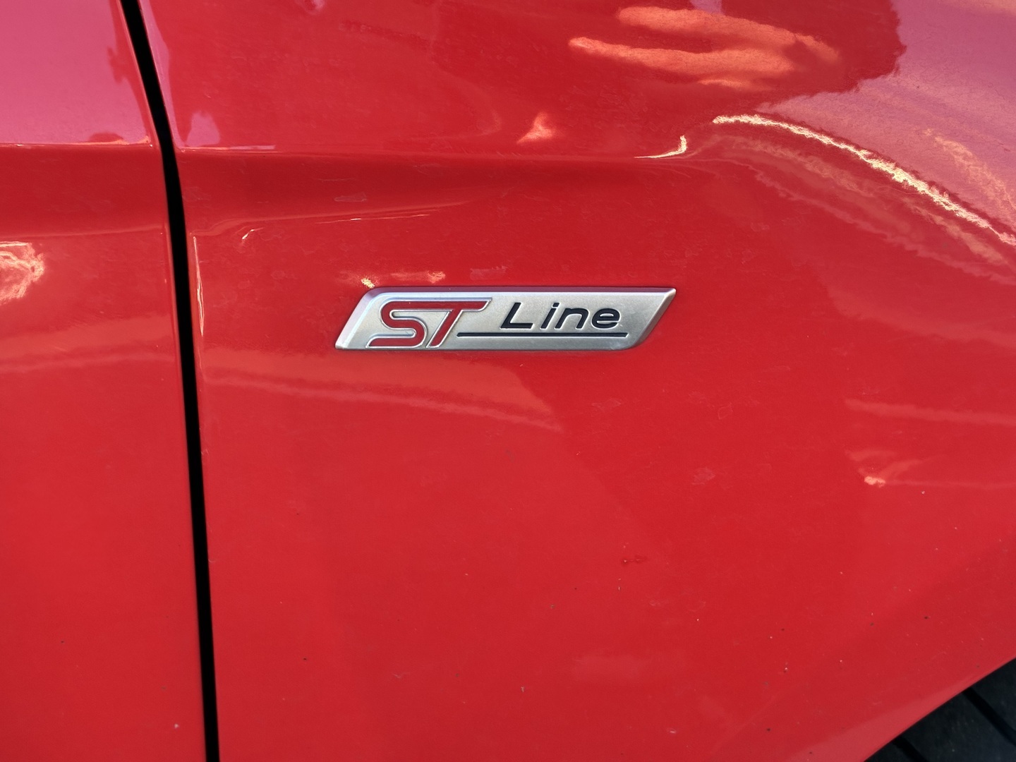 Ford - Focus - 1,0 EcoBoost 125 hv Start/Stop M6 ST-Line 5-ovinen - Viistoperä