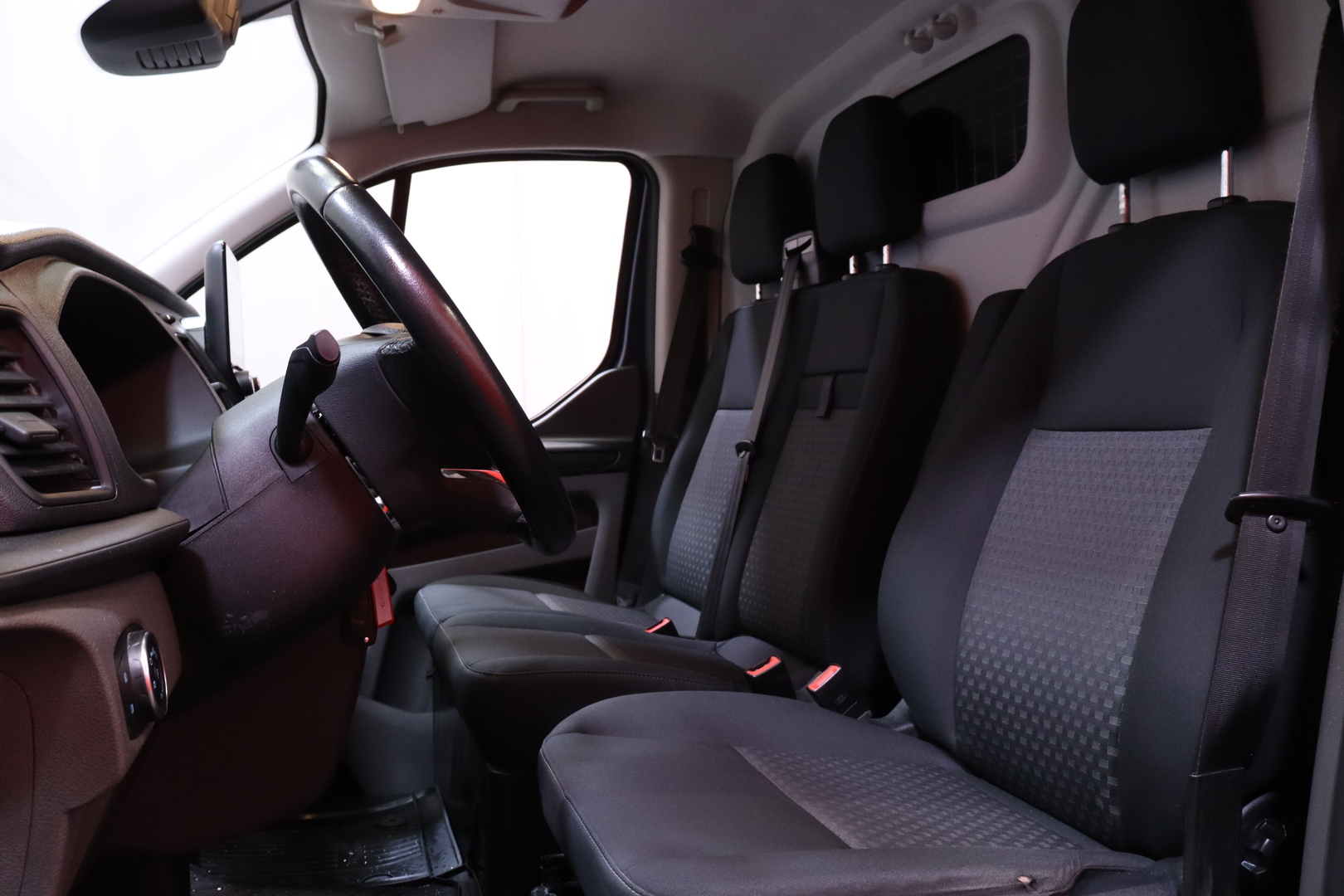 Ford - Transit Custom - 320 2,0TDCi 130 hv M6 Etuveto Trend Van N1 L2H1 - Pakettiauto