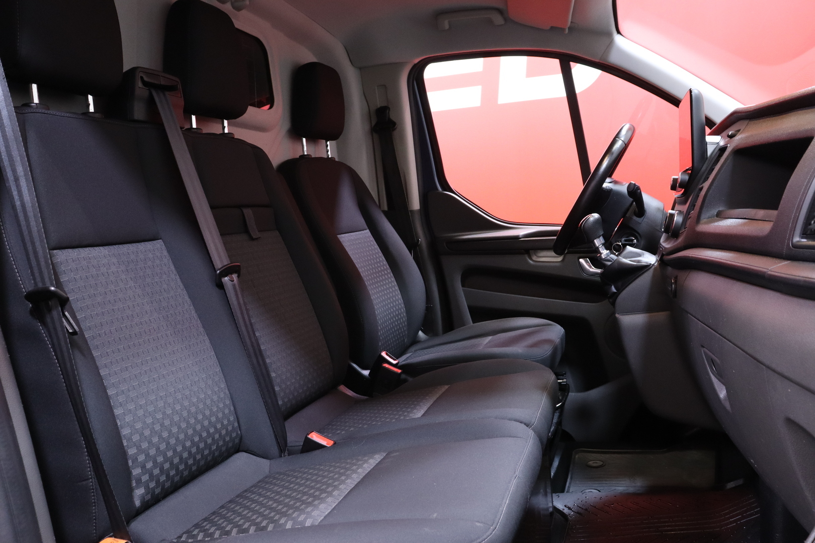 Ford - Transit Custom - 320 2,0TDCi 130 hv M6 Etuveto Trend Van N1 L2H1 - Pakettiauto