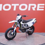 HUSQVARNA - 701 - Supermoto // Uudet renkaat // - Moottoripyörä
