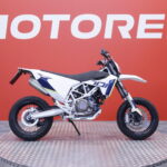 HUSQVARNA - 701 - Supermoto // Uudet renkaat // - Moottoripyörä