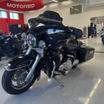 Harley-Davidson - TOURING - FLHTCUI Ultra Classic Glide // FLHTCU / Vakkari / V&H / Stereot / 1- Kilpinen // - Moottoripyörä