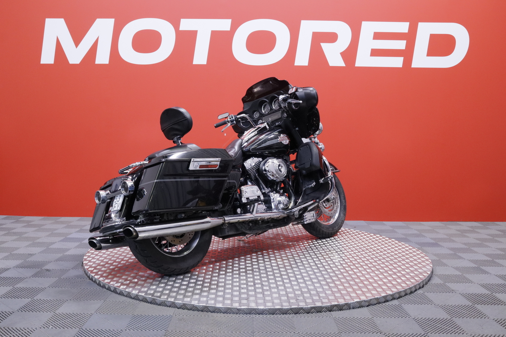 Harley-Davidson - TOURING - FLHTCUI Ultra Classic Glide // FLHTCU / Vakkari / V&H / Stereot / 1- Kilpinen // - Moottoripyörä