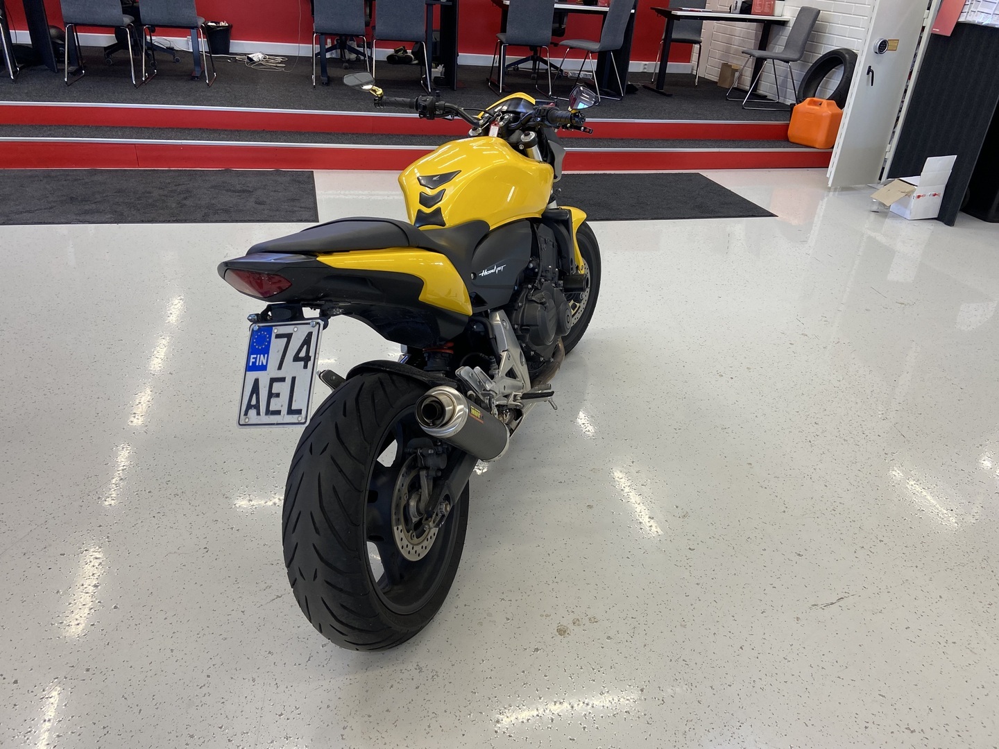 Honda - CB - 600 F Hornet // Mivv / Suomi-pyörä / Säädettävät kahvat // - Moottoripyörä
