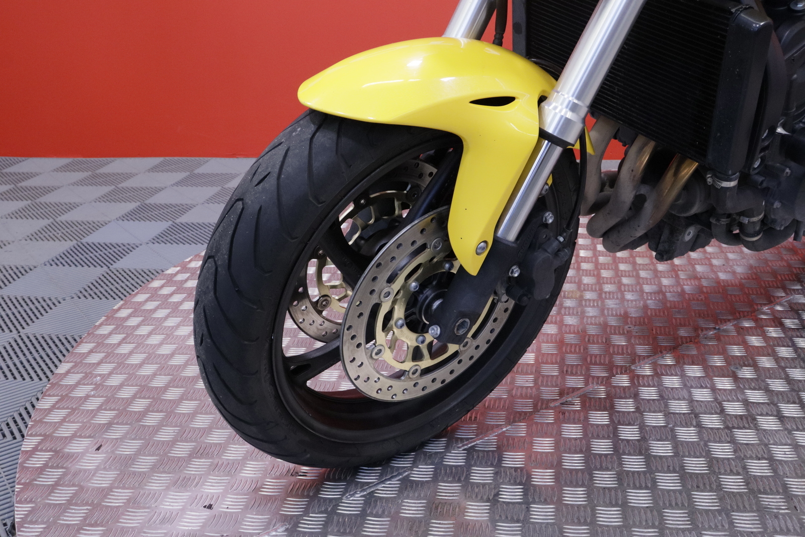 Honda - CB - 600 F Hornet // Mivv / Suomi-pyörä / Säädettävät kahvat // - Moottoripyörä