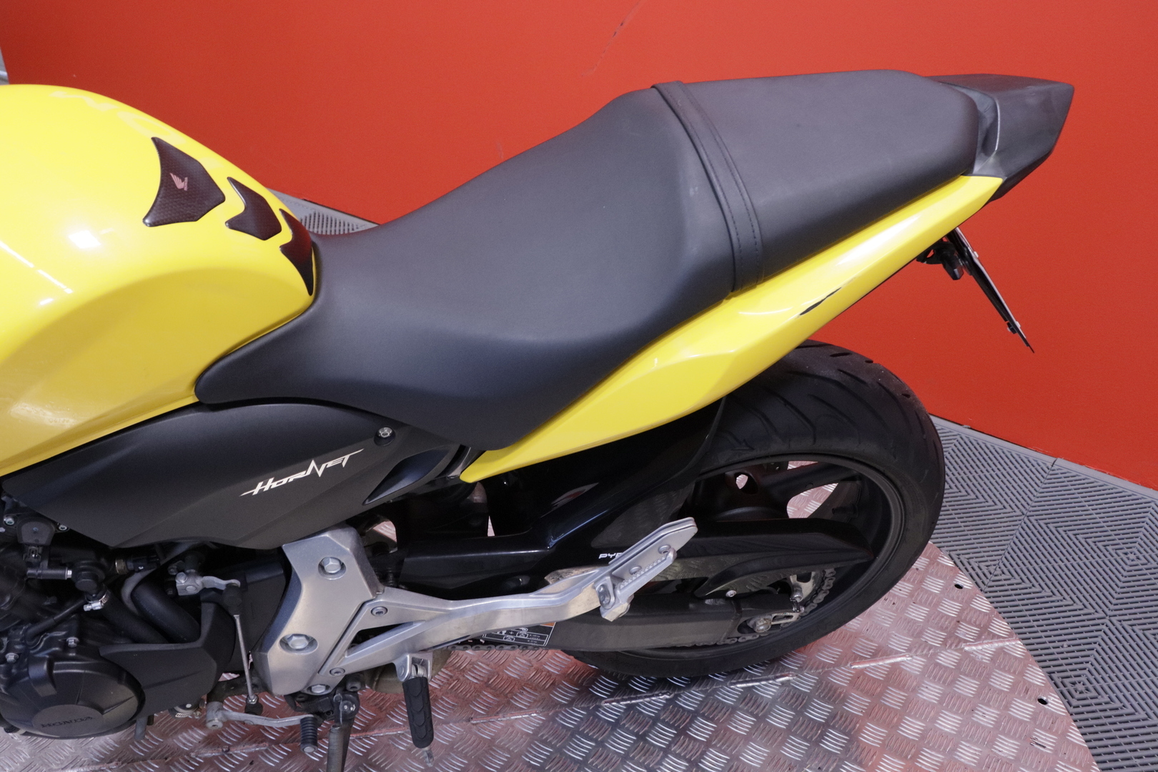 Honda - CB - 600 F Hornet // Mivv / Suomi-pyörä / Säädettävät kahvat // - Moottoripyörä