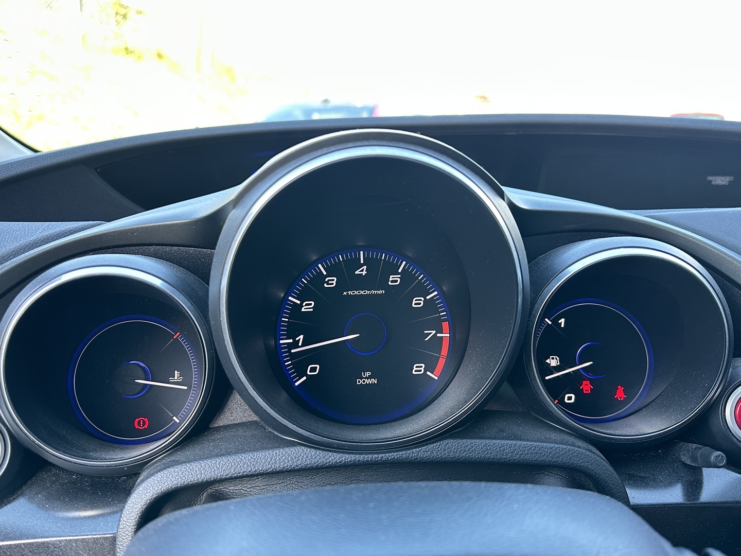 Honda - Civic - 5D 1,8i Executive - Viistoperä