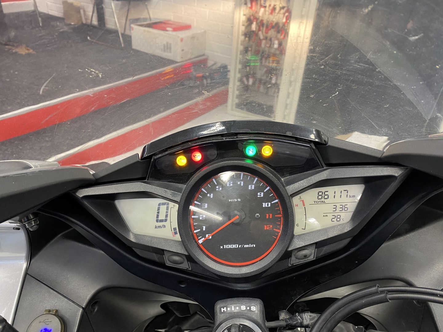 Honda - VFR - 1200 F // Juuri saapunut! / Huoltokirja / 3x Laukut // - Moottoripyörä