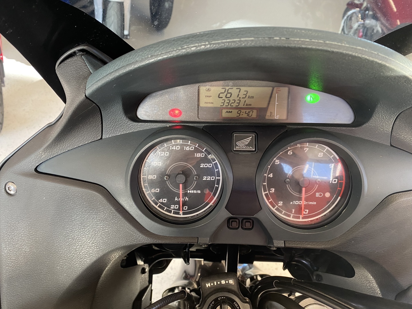 Honda - XL - 1000V Varadero // Juuri saapunut! / Suomi-pyörä / 3x Laukut / Kaatumaraudat // - Moottoripyörä