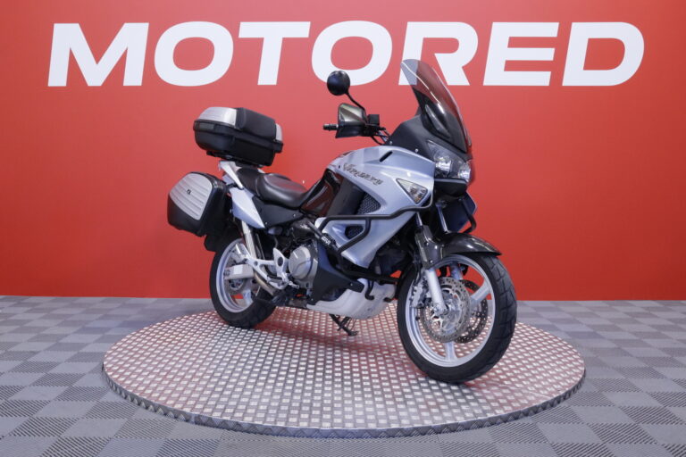 Honda - XL - 1000V Varadero // Suomi-pyörä / 3x Laukut / Kaatumaraudat // - Moottoripyörä