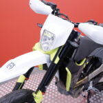 Husqvarna - 701 - Supermoto // A2 / Suomi-pyörä / Cornering ABS / Easy Shift // - Moottoripyörä