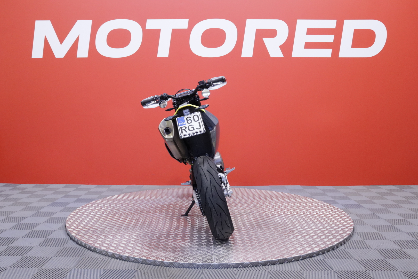 Husqvarna - 701 - Supermoto // A2 / Suomi-pyörä / Cornering ABS / Easy Shift // - Moottoripyörä