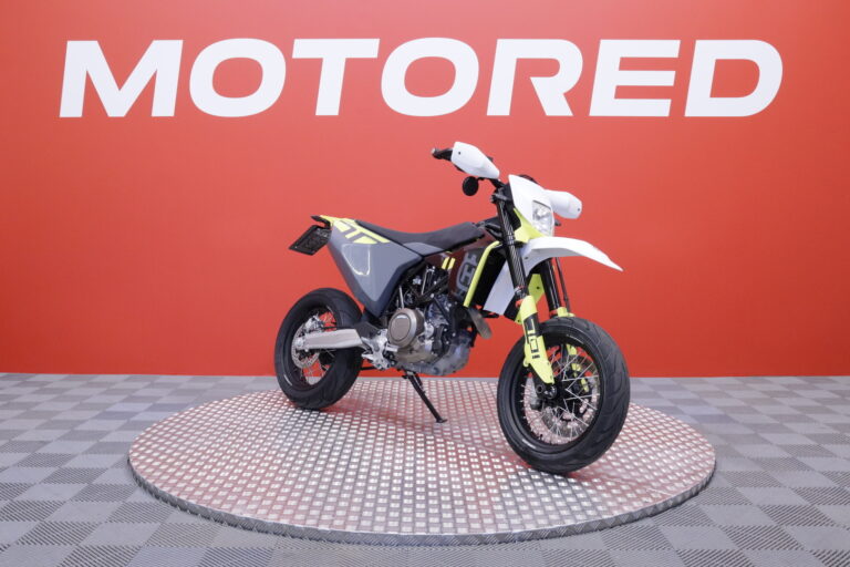 Husqvarna - 701 - Supermoto // A2 / Suomi-pyörä / Cornering ABS / Easy Shift // - Moottoripyörä