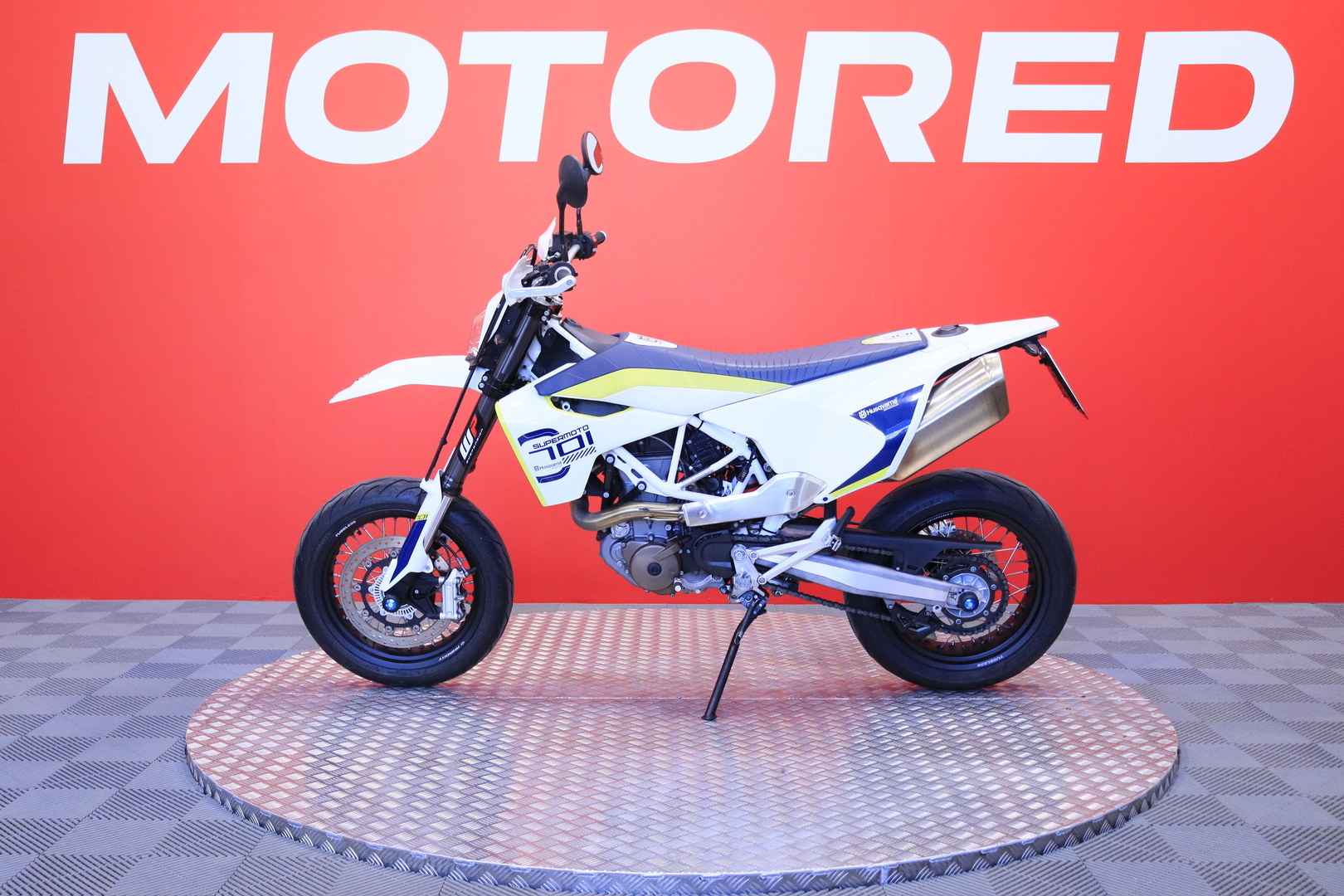 Husqvarna - 701 - Supermoto // Huoltokirja / Alkuperäis kunto! / ABS // - Moottoripyörä