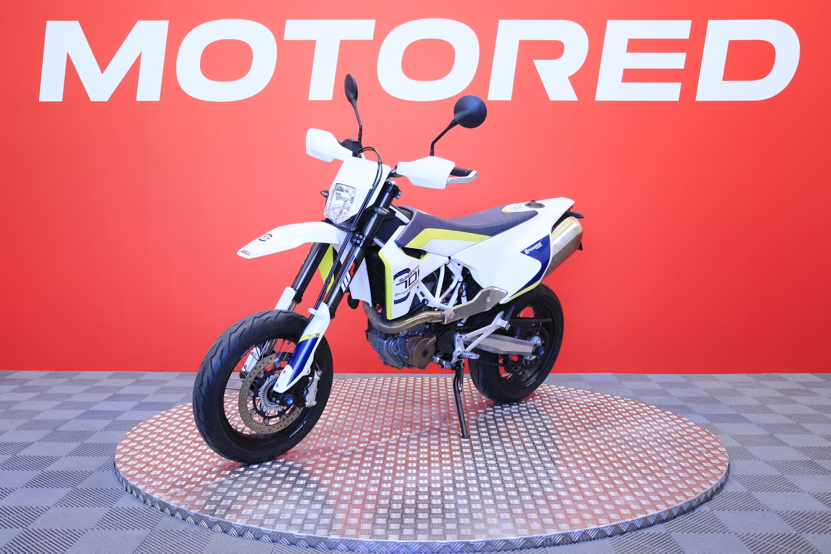 Husqvarna - 701 - Supermoto // Huoltokirja / Alkuperäis kunto! / ABS // - Moottoripyörä