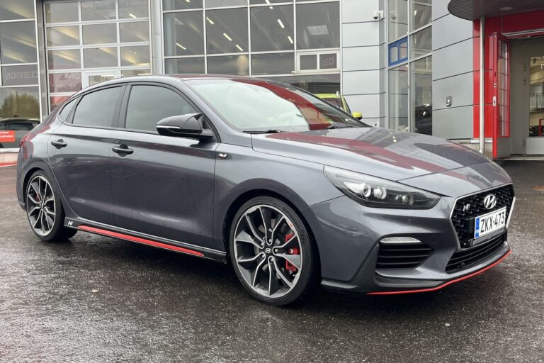 Hyundai - I30 FASTBACK - N 2,0 T-GDI 275 hv 6MT Performance Pack - Viistoperä