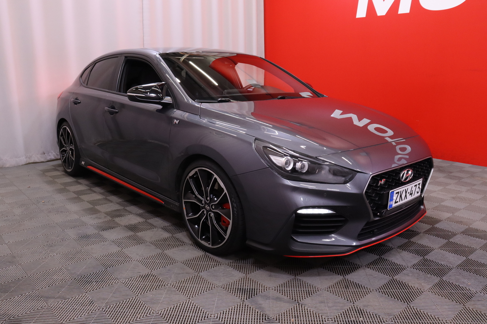 Hyundai - I30 FASTBACK - N 2,0 T-GDI 275 hv 6MT Performance Pack - Viistoperä