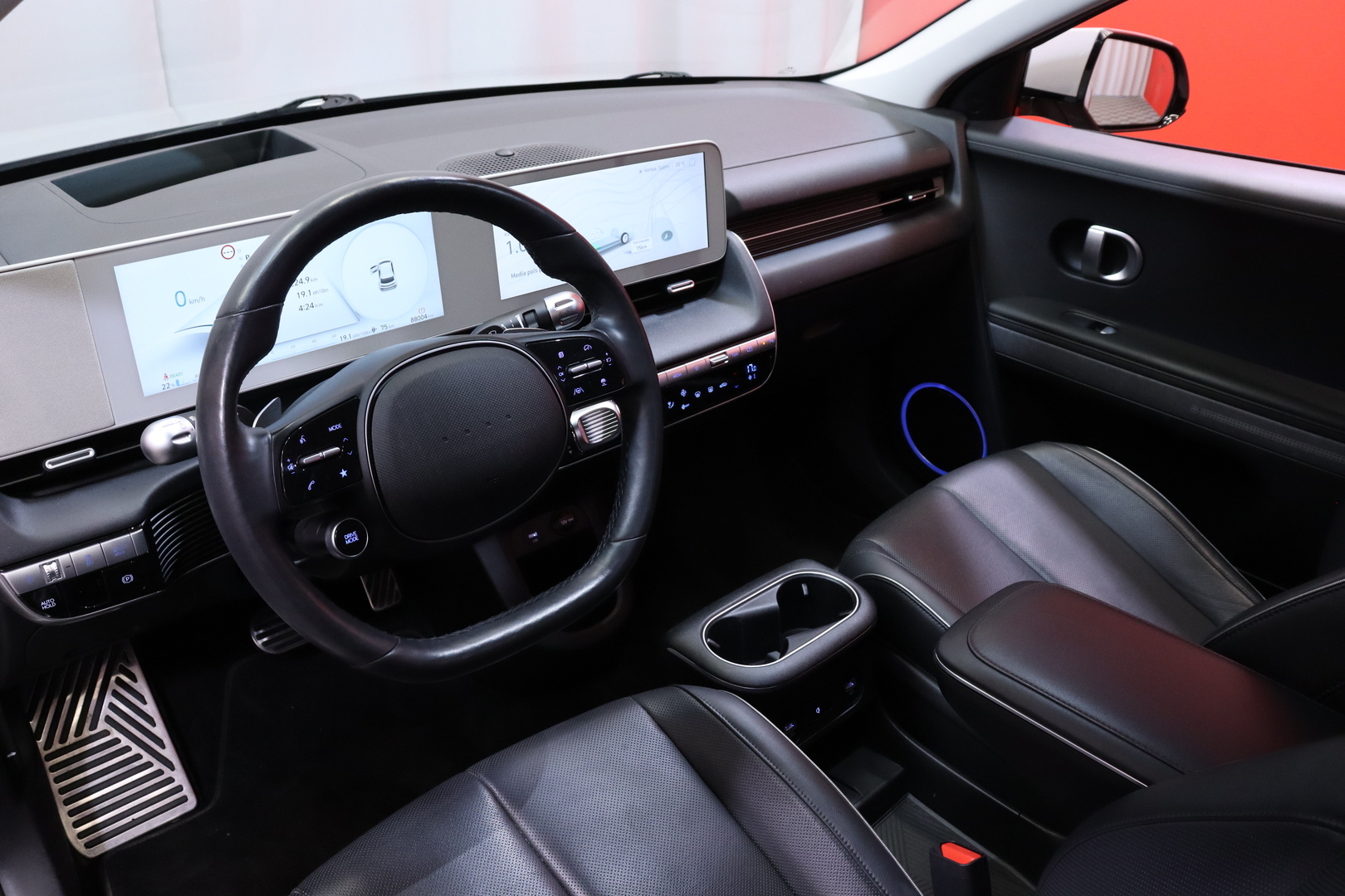 Hyundai - IONIQ 5 - 73 kWh 305 hv AWD Ultimate - Viistoperä