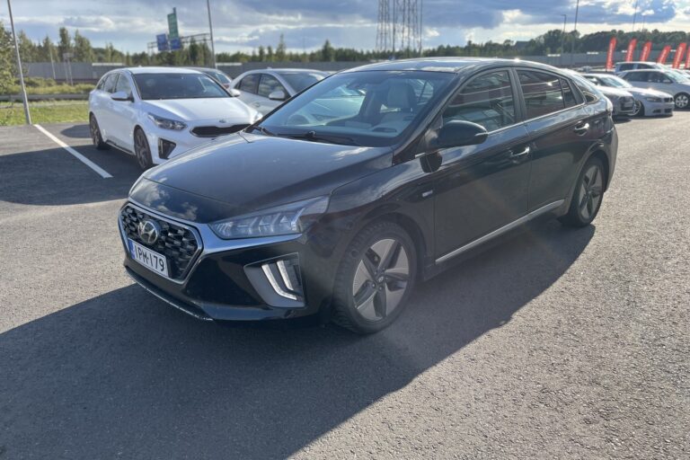 Hyundai IONIQ hybrid