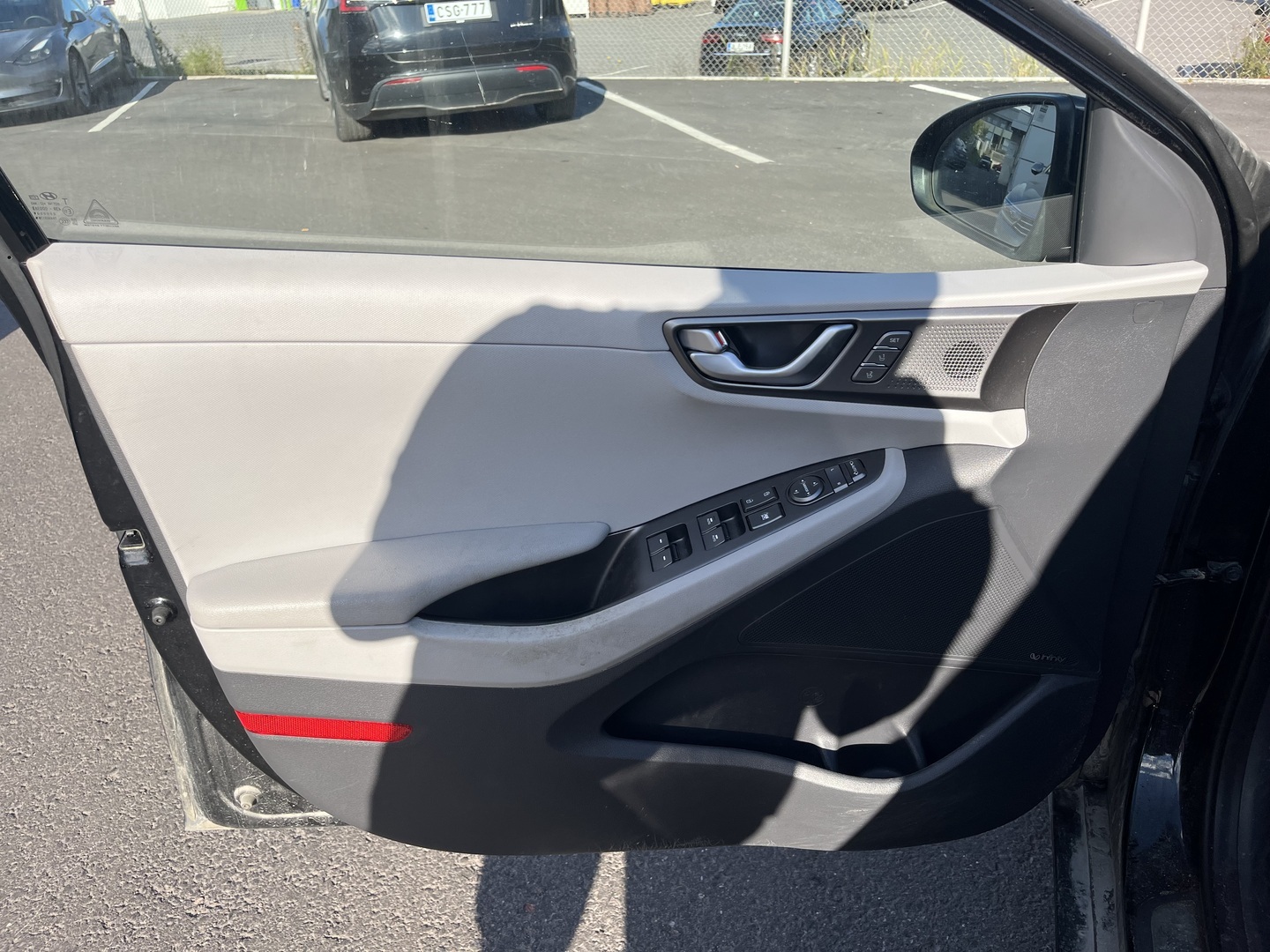 Hyundai - IONIQ hybrid - 1,6 hybrid 141 hv 6-DCT Style Limited Edition MY20 - Viistoperä