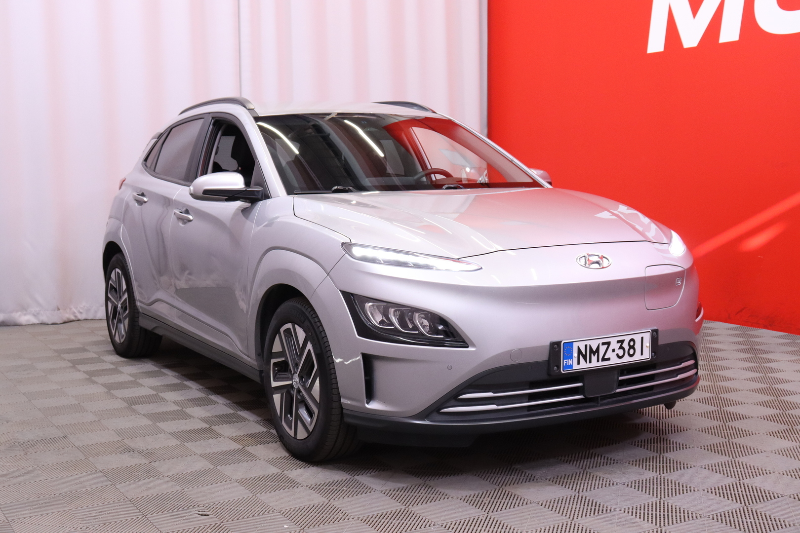 Hyundai - KONA ELECTRIC - electric 64 kWh 204 hv Style MY21 - Maastoauto