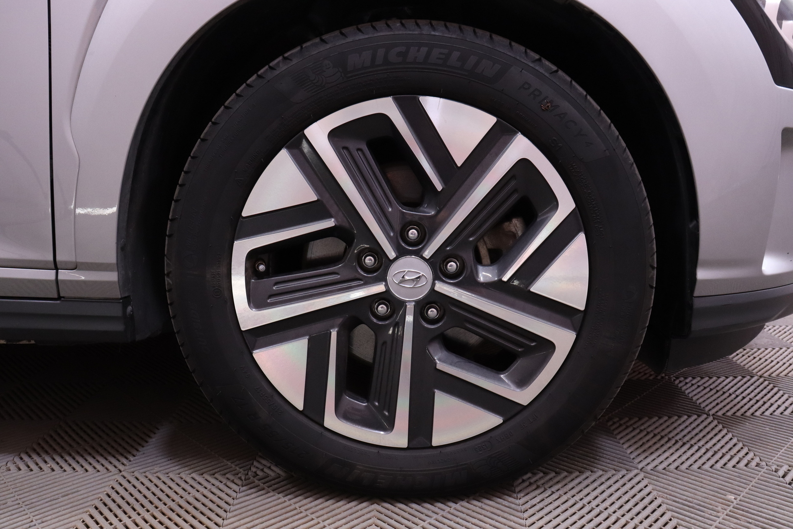 Hyundai - KONA ELECTRIC - electric 64 kWh 204 hv Style MY21 - Maastoauto