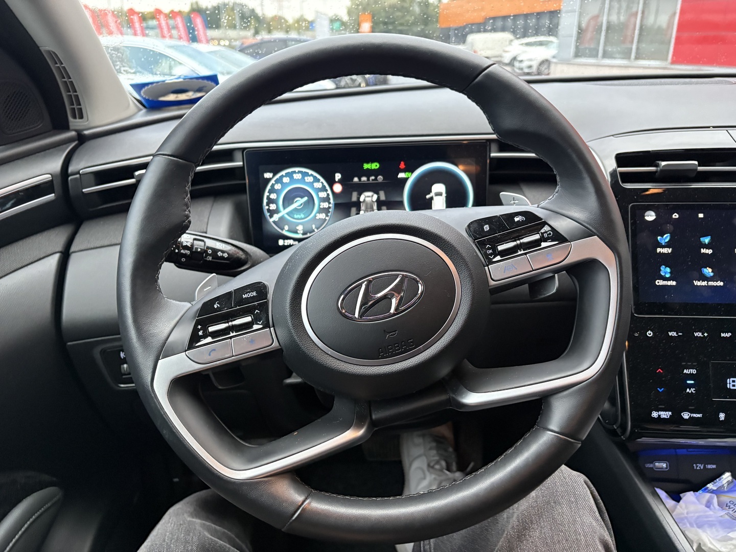 Hyundai - Tucson - 1.6 T-GDi 265 hv Plug-in 4WD 6AT Premium - Maastoauto