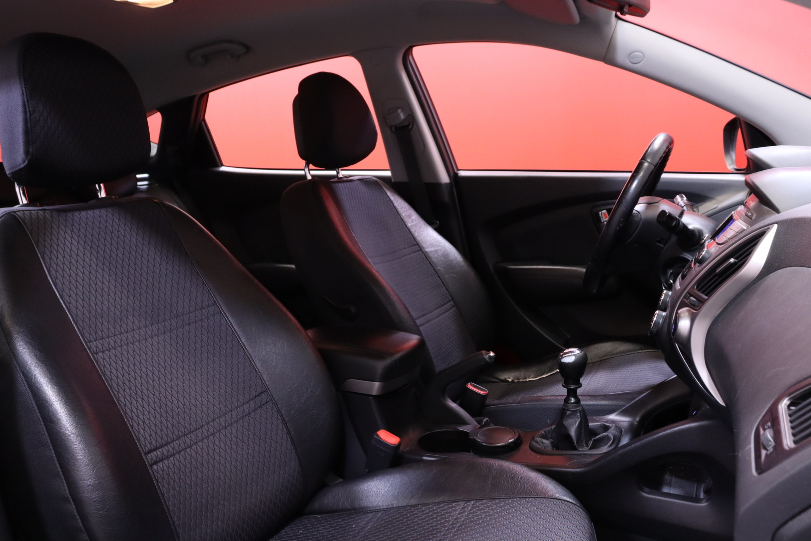 Hyundai - ix35 - 1,7 CRDi 6MT ISG Comfort - Maastoauto